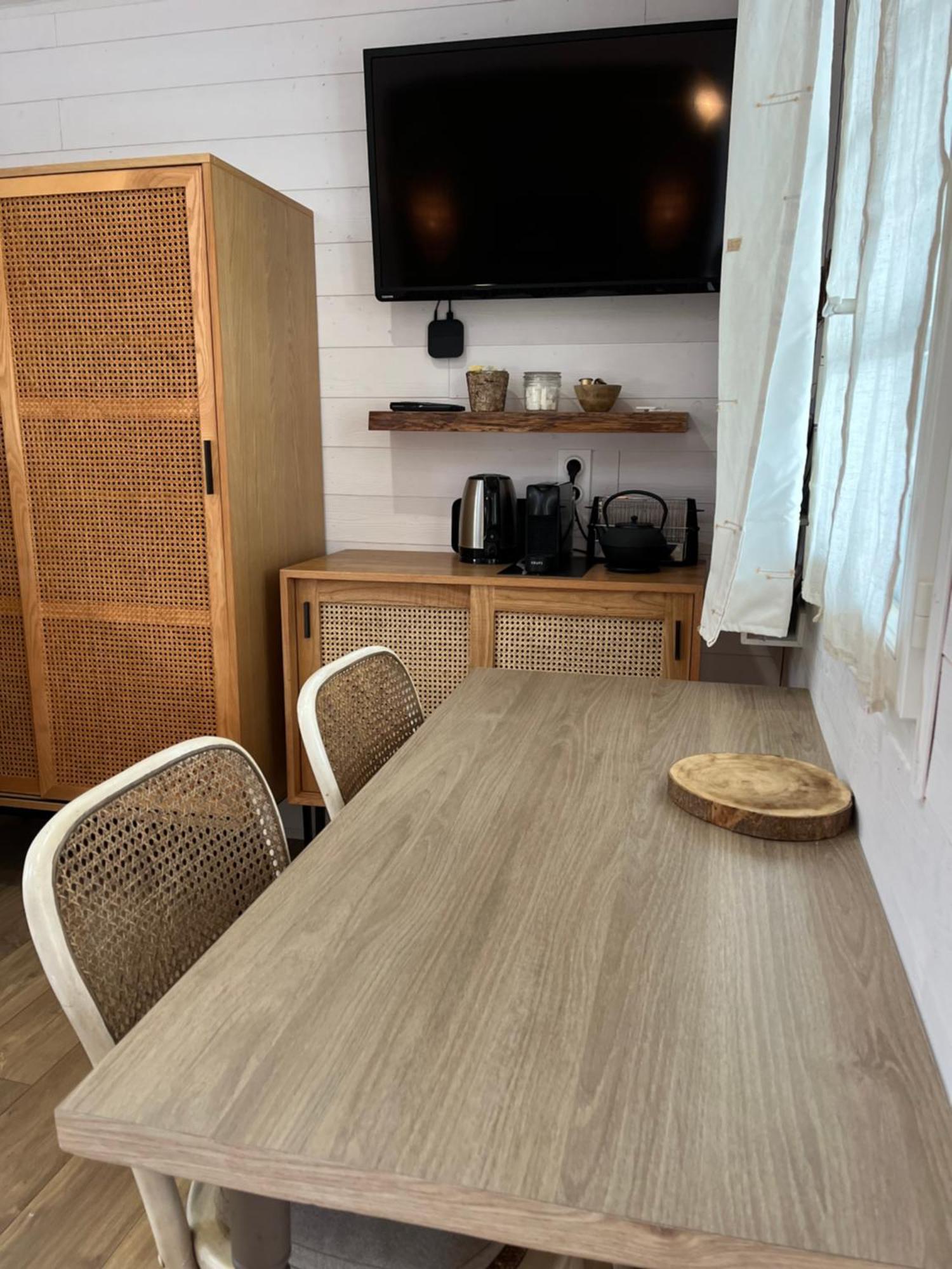 פסאק Les Suites D'Alienor, Suite Jasmin מראה חיצוני תמונה