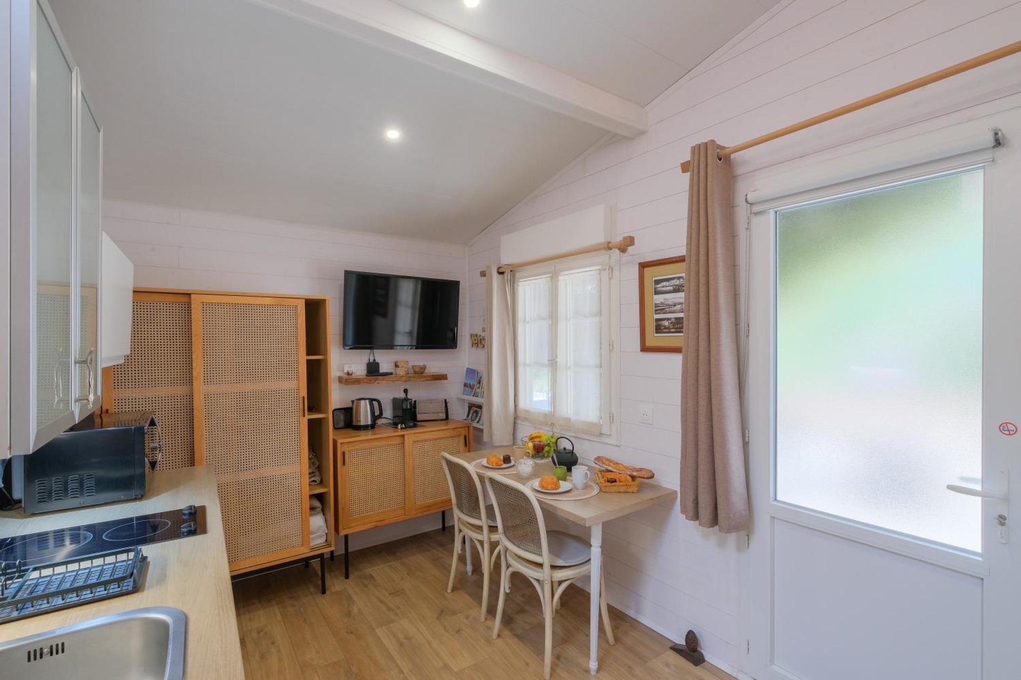 פסאק Les Suites D'Alienor, Suite Jasmin מראה חיצוני תמונה